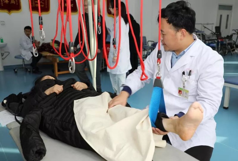 您是否在寻找《内科学》第十版教材的电子版？或许，您正准备复习备考或进行学术研究。这篇攻略将帮助您轻松获取这本权威著作。